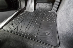 Alfombrillas de goma para coche.